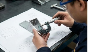 Dimensional inspection of a custom part